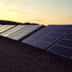 Imagen para el artículo titulado Los paneles solares podrían generar energía por la noche, y el secreto estaba en el espacio